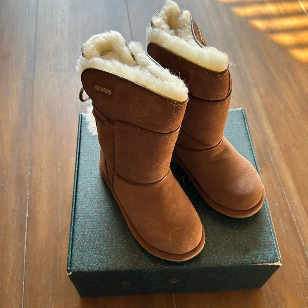 New Size 12 EMU Australia Airlie Suede merino wool lining waterproof boots